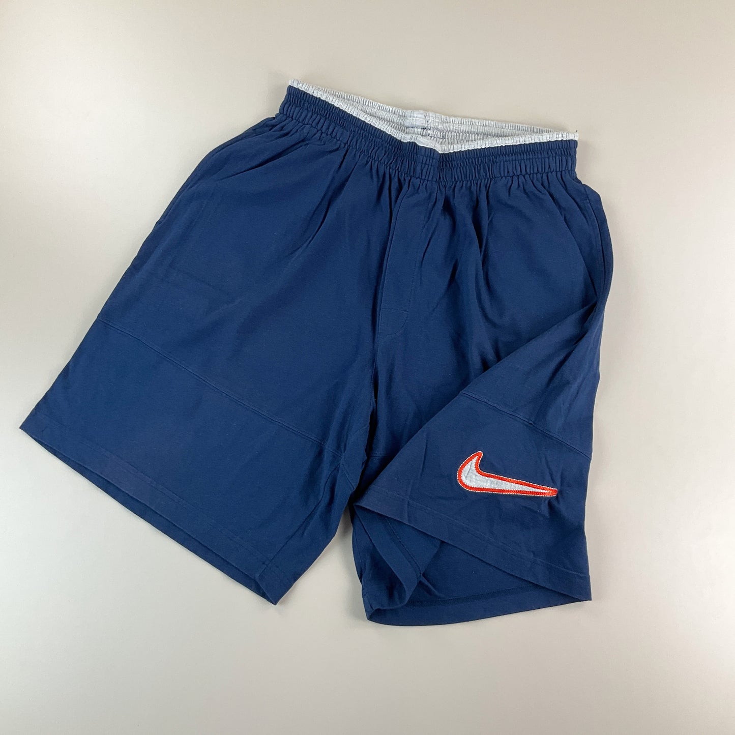 Nike 90s Swoosh Shorts - XL-NIKE-olesstore-vintage-secondhand-shop-austria-österreich