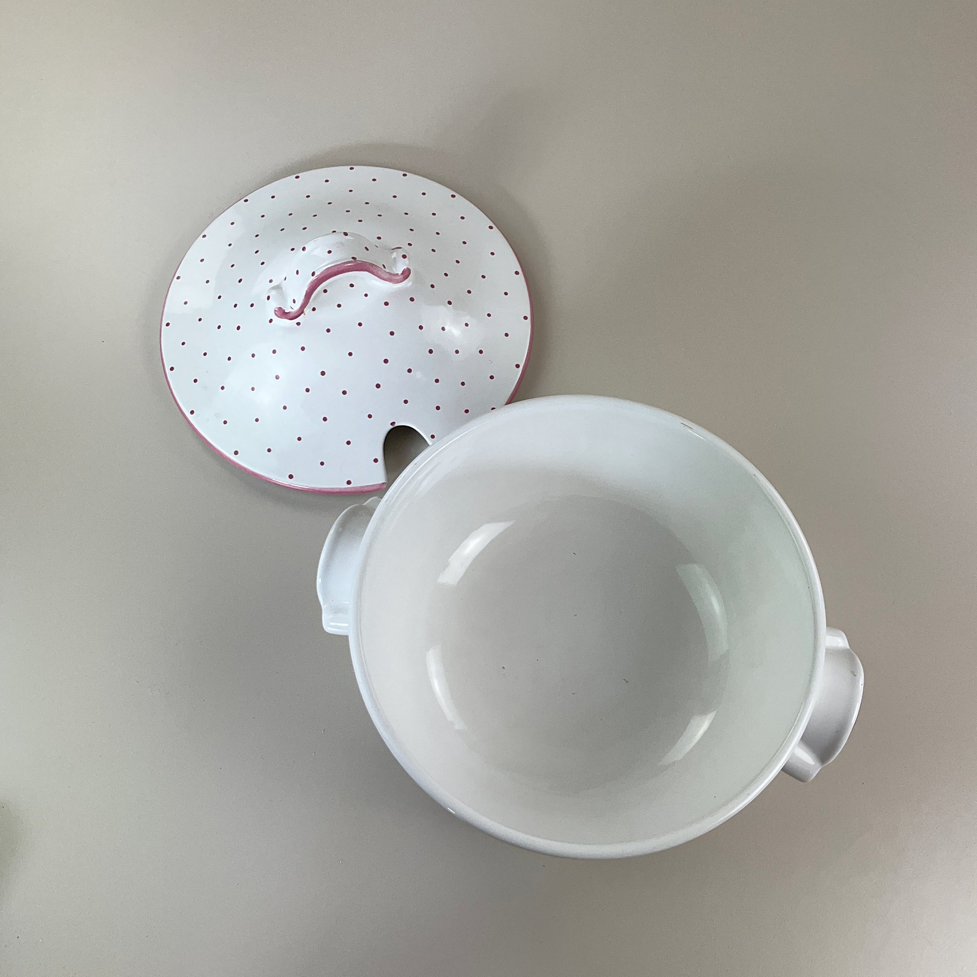Gmundner Keramik Suppentopf Tupferl Rosa Ø23,5 cm-Gmundner Keramik-olesstore-vintage-secondhand-shop-austria-österreich
