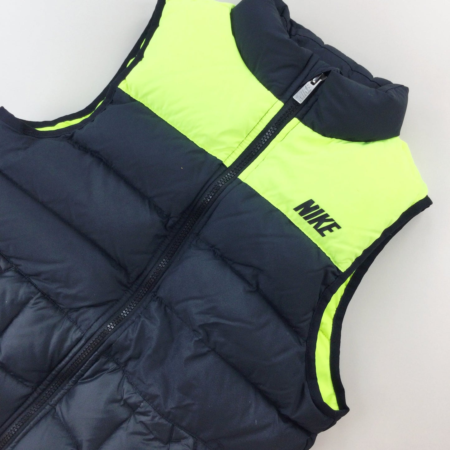 Nike Puffer Gilet - Women/L-NIKE-olesstore-vintage-secondhand-shop-austria-österreich