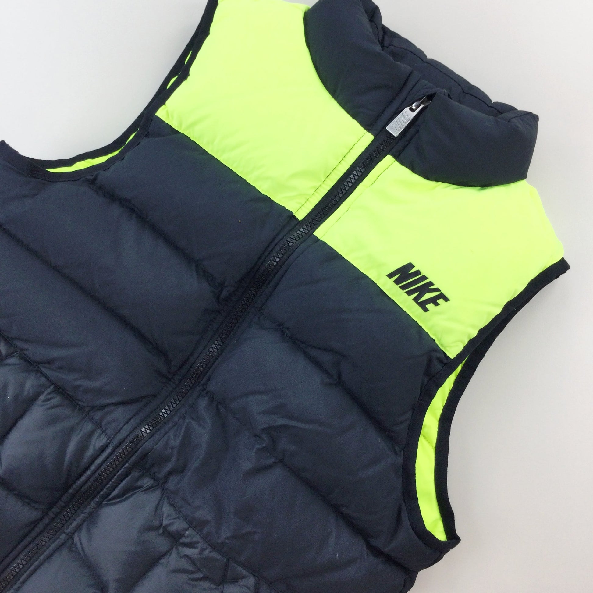 Nike Puffer Gilet - Women/L-NIKE-olesstore-vintage-secondhand-shop-austria-österreich