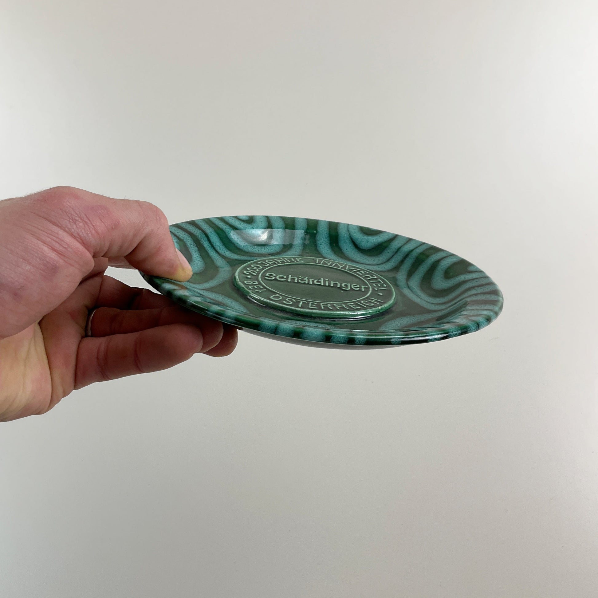 Gmundner Keramik 200 Jahre Schärdinger Teller Grüngeflammt Ø18cm-Gmundner Keramik-olesstore-vintage-secondhand-shop-austria-österreich
