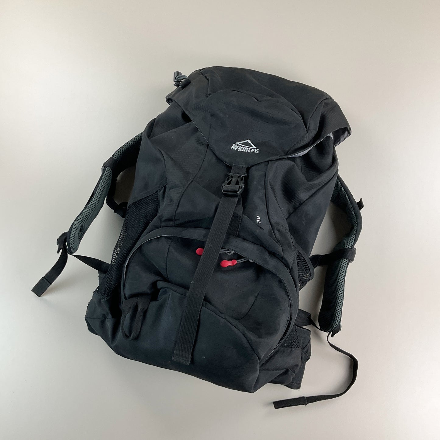 McKinley Air Zone 28 Outdoor Rucksack-MCKINLEY-olesstore-vintage-secondhand-shop-austria-österreich