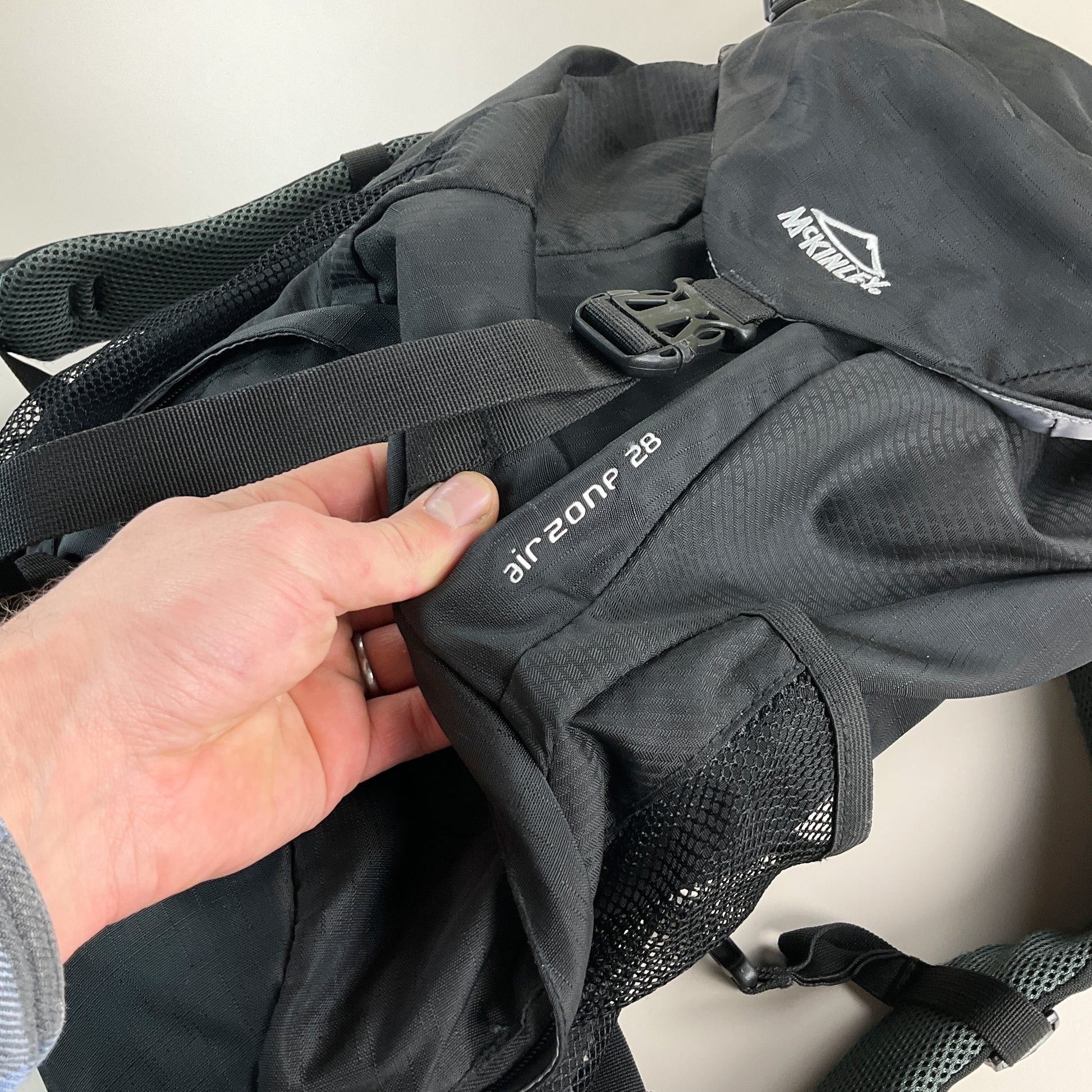 McKinley Air Zone 28 Outdoor Rucksack-MCKINLEY-olesstore-vintage-secondhand-shop-austria-österreich