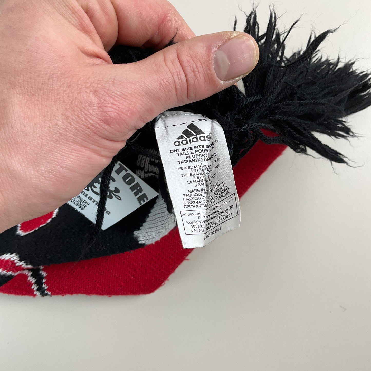 Adidas AC Milan 00s Schal-ADIDAS-olesstore-vintage-secondhand-shop-austria-österreich