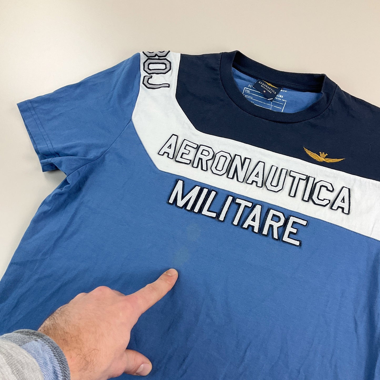 Aeronautica Millitare T-Shirt - Large-AERONAUTICA-olesstore-vintage-secondhand-shop-austria-österreich
