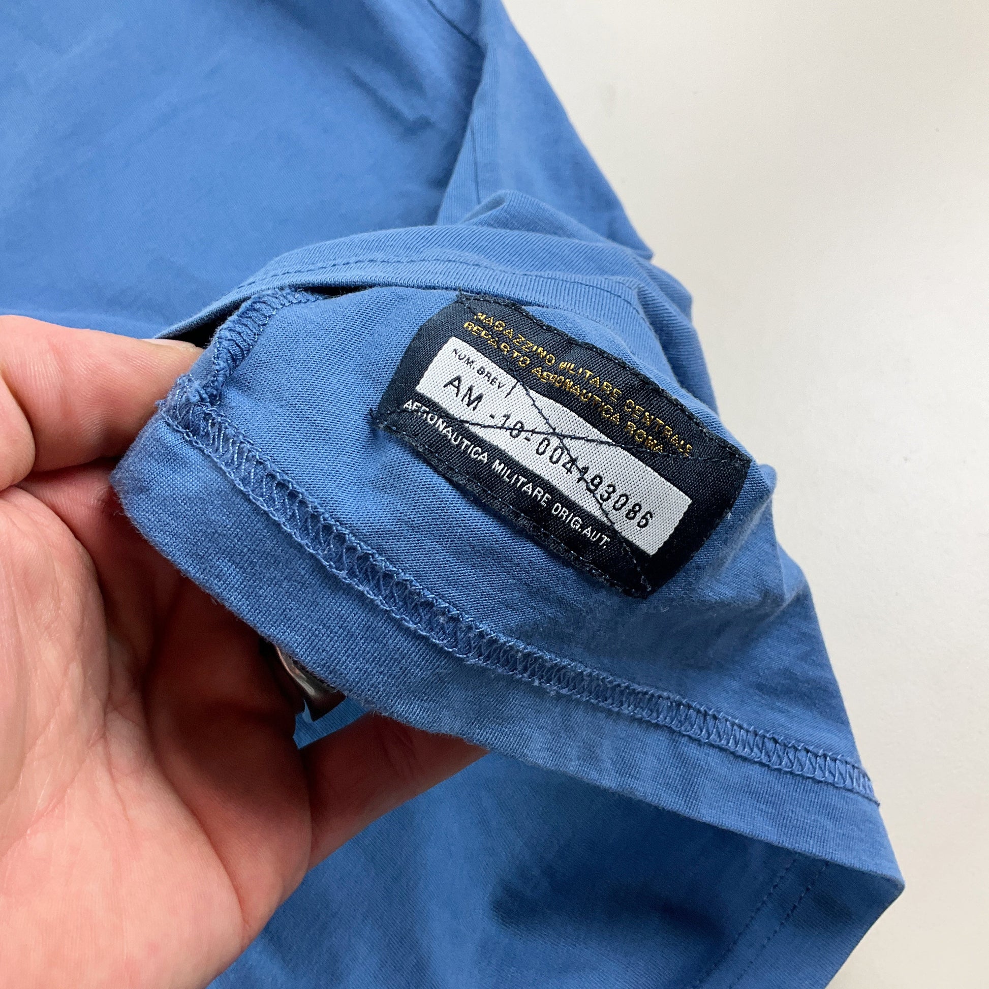 Aeronautica Millitare T-Shirt - Large-AERONAUTICA-olesstore-vintage-secondhand-shop-austria-österreich