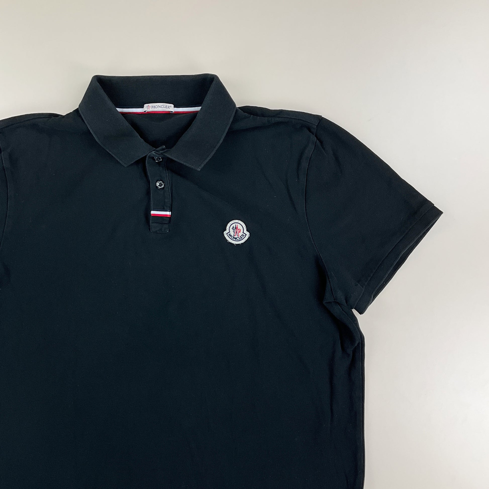 Moncler Basic Polo Shirt - XXL-MONCLER-olesstore-vintage-secondhand-shop-austria-österreich