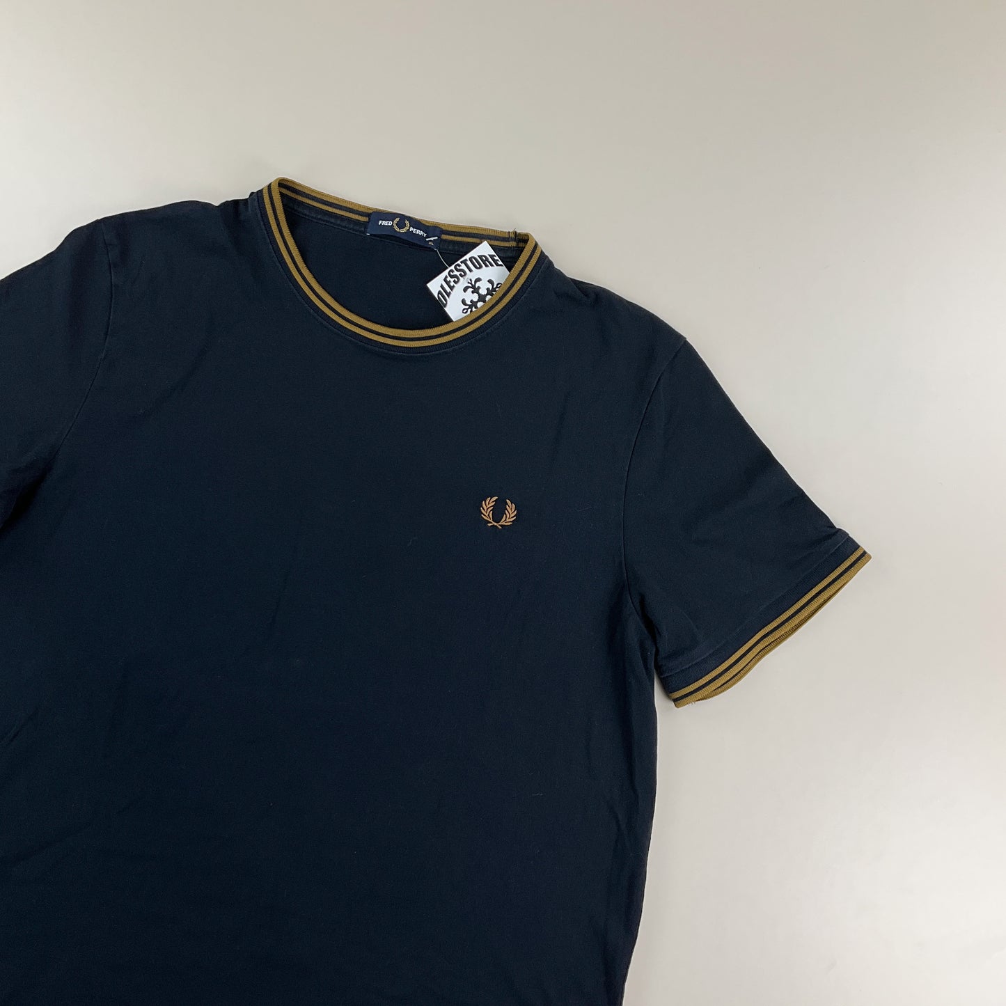 Fred Perry Basic T-Shirt - XL-FRED PERRY-olesstore-vintage-secondhand-shop-austria-österreich