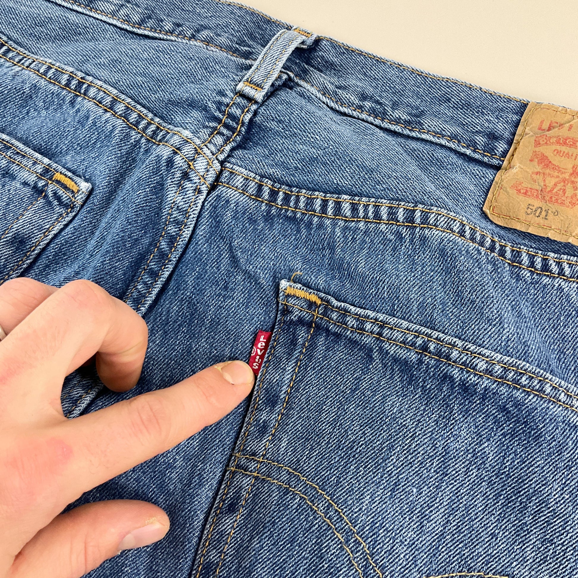 Levis 501 Lot Denim Jeans - W34 L30-LEVI'S-olesstore-vintage-secondhand-shop-austria-österreich