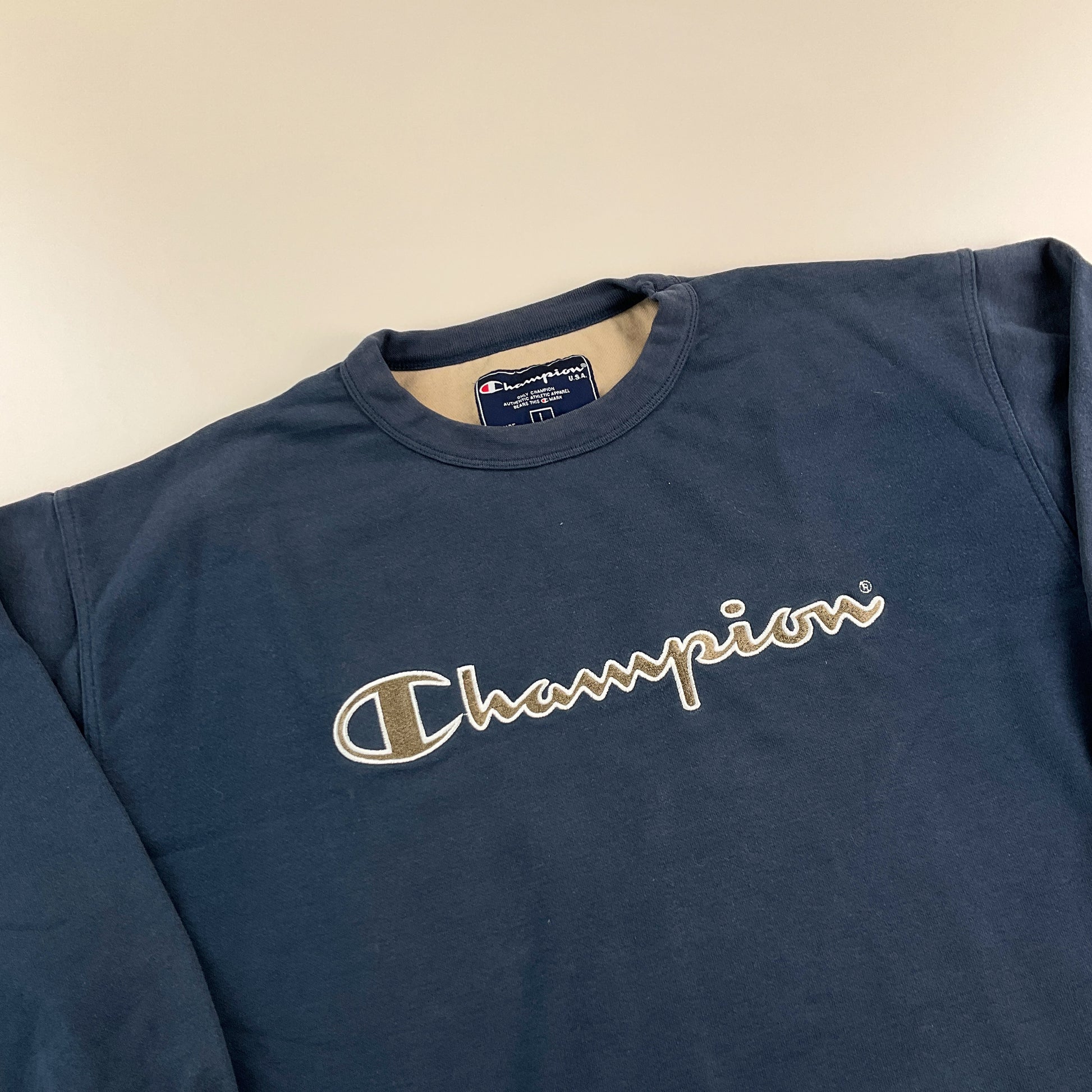 Champion 90s Spellout Sweatshirt - Large-CHAMPION-olesstore-vintage-secondhand-shop-austria-österreich