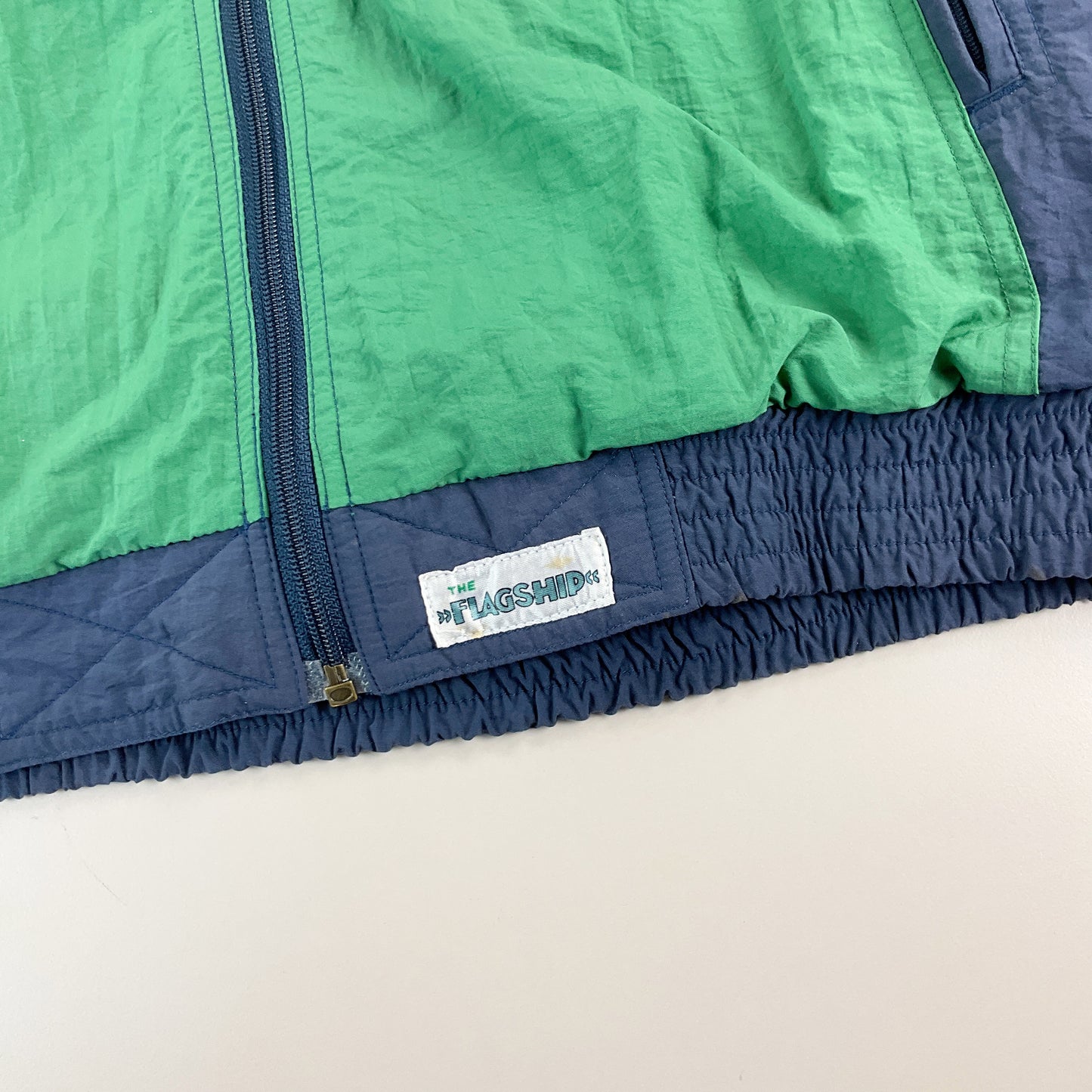 Flagship Retro 90s Trainingsanzug - XXL-Flagship-olesstore-vintage-secondhand-shop-austria-österreich