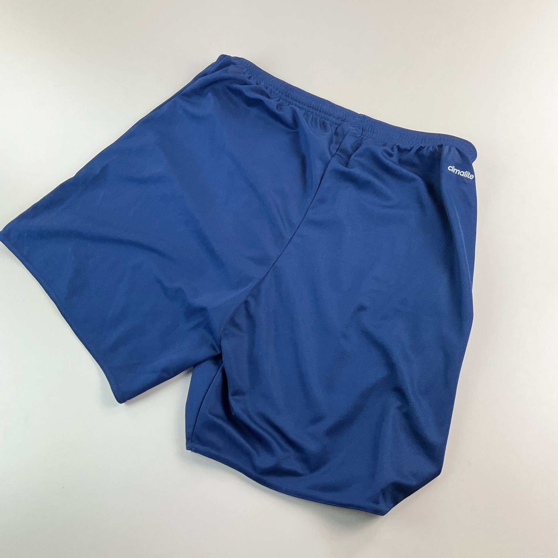Adidas Basic Sport kurze Hose - Medium-ADIDAS-olesstore-vintage-secondhand-shop-austria-österreich