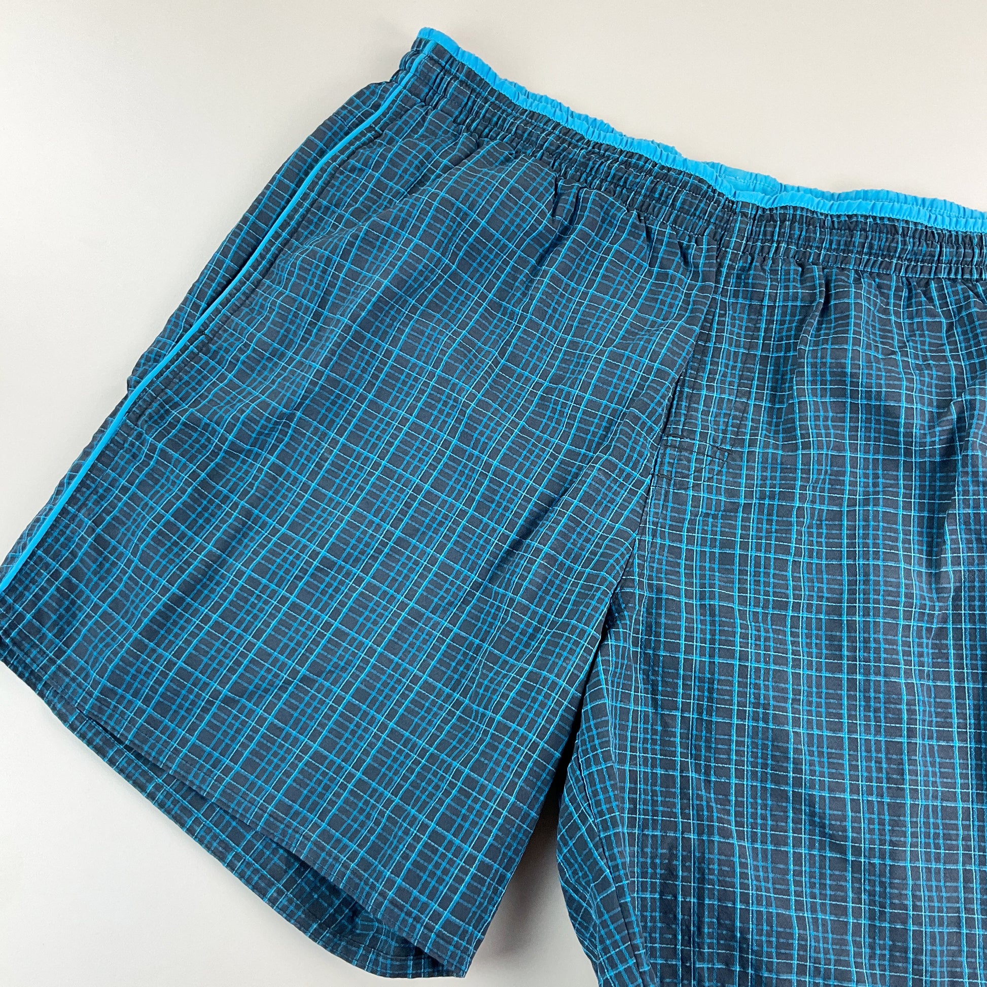 Adidas kurze Badehose - Medium-ADIDAS-olesstore-vintage-secondhand-shop-austria-österreich