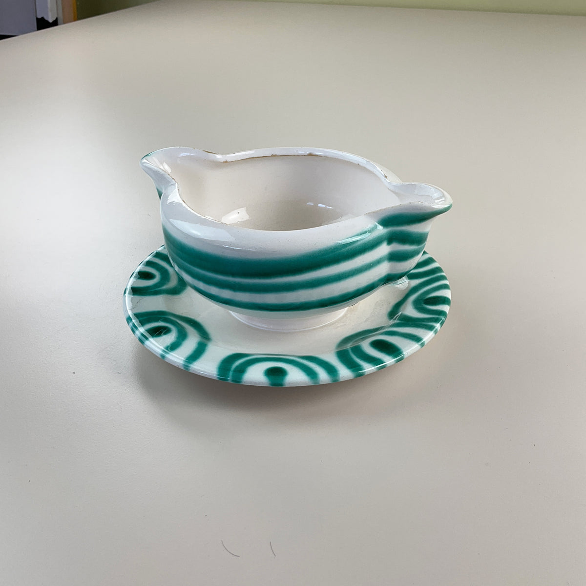 Gmundner Keramik Sauciere / Soßengießer Grüngeflammt-Gmundner Keramik-olesstore-vintage-secondhand-shop-austria-österreich