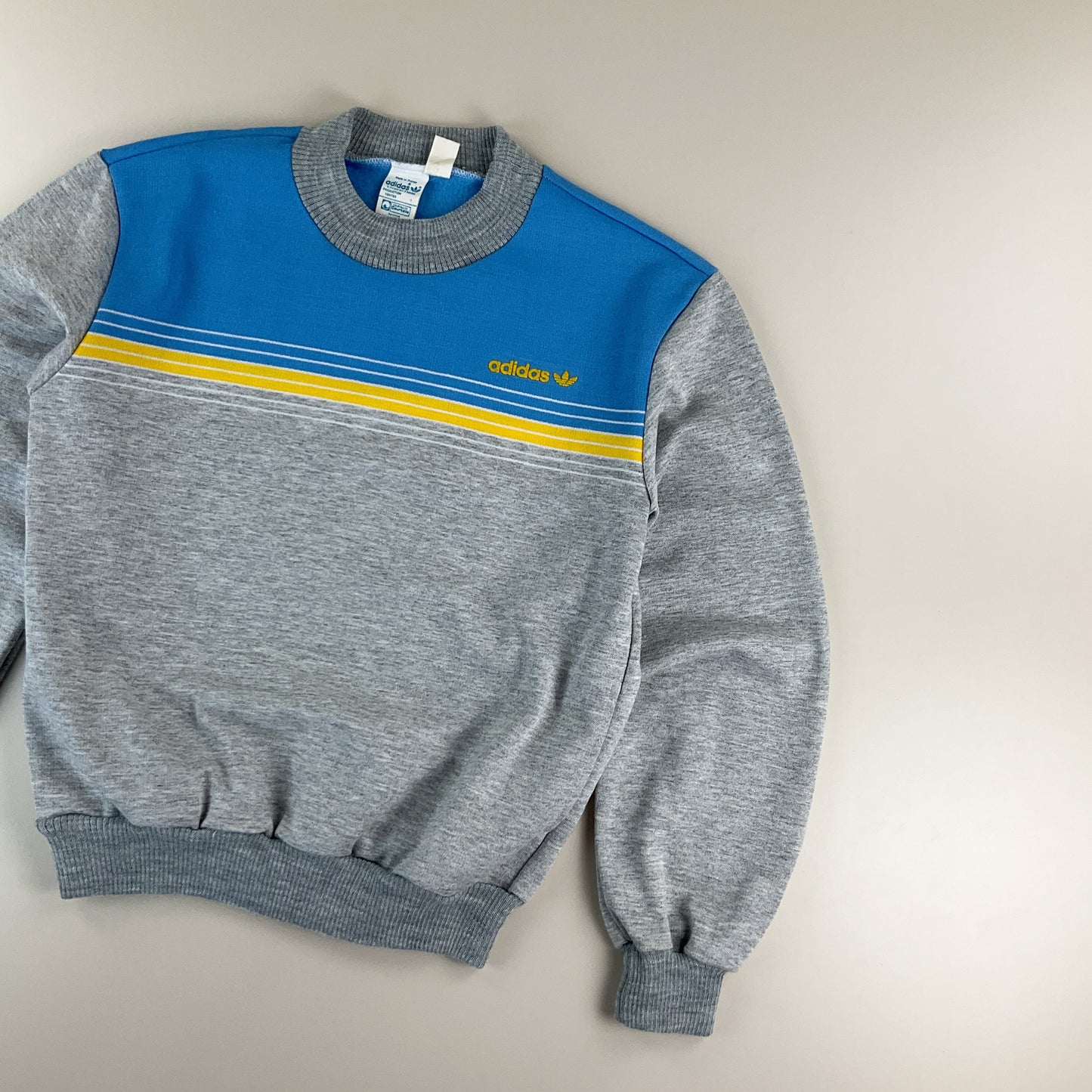 Adidas 70s Vintage Sweatshirt Grau-Hellblau-Gelb - Damen/S Rückansicht