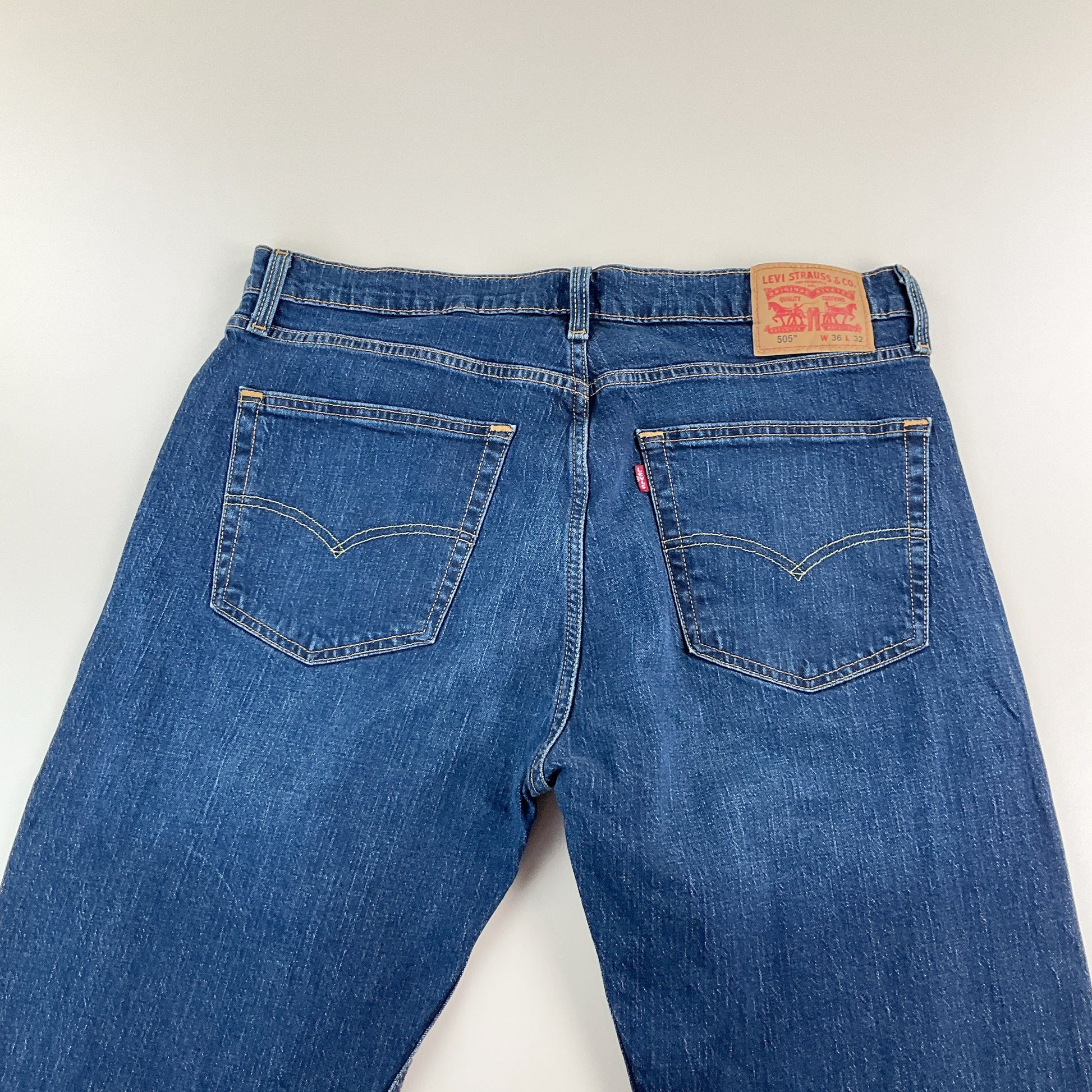 Levi's 505 Lot Jeans Dunkelblau - W36 L32 Markenlabel
