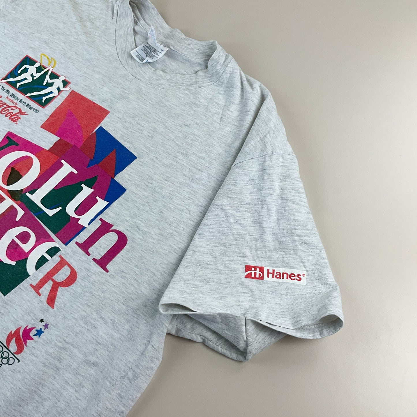 Hanes 90s Vintage Atlanta 1996 Olympics Volunteers T-Shirt Grau - Herren/XL Detailansicht 2