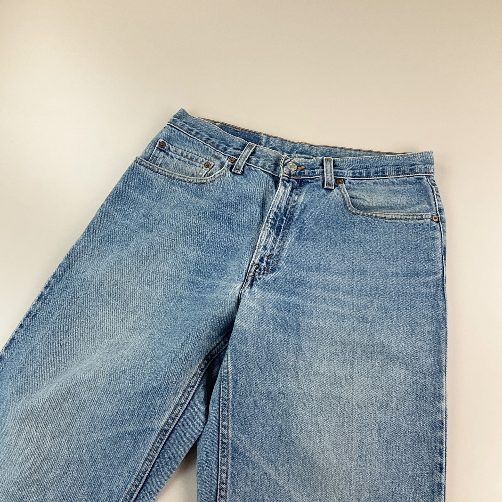Levi's 550 Relaxed Fit 90s Jeans Hellblau - W33 L32 Detailansicht 1