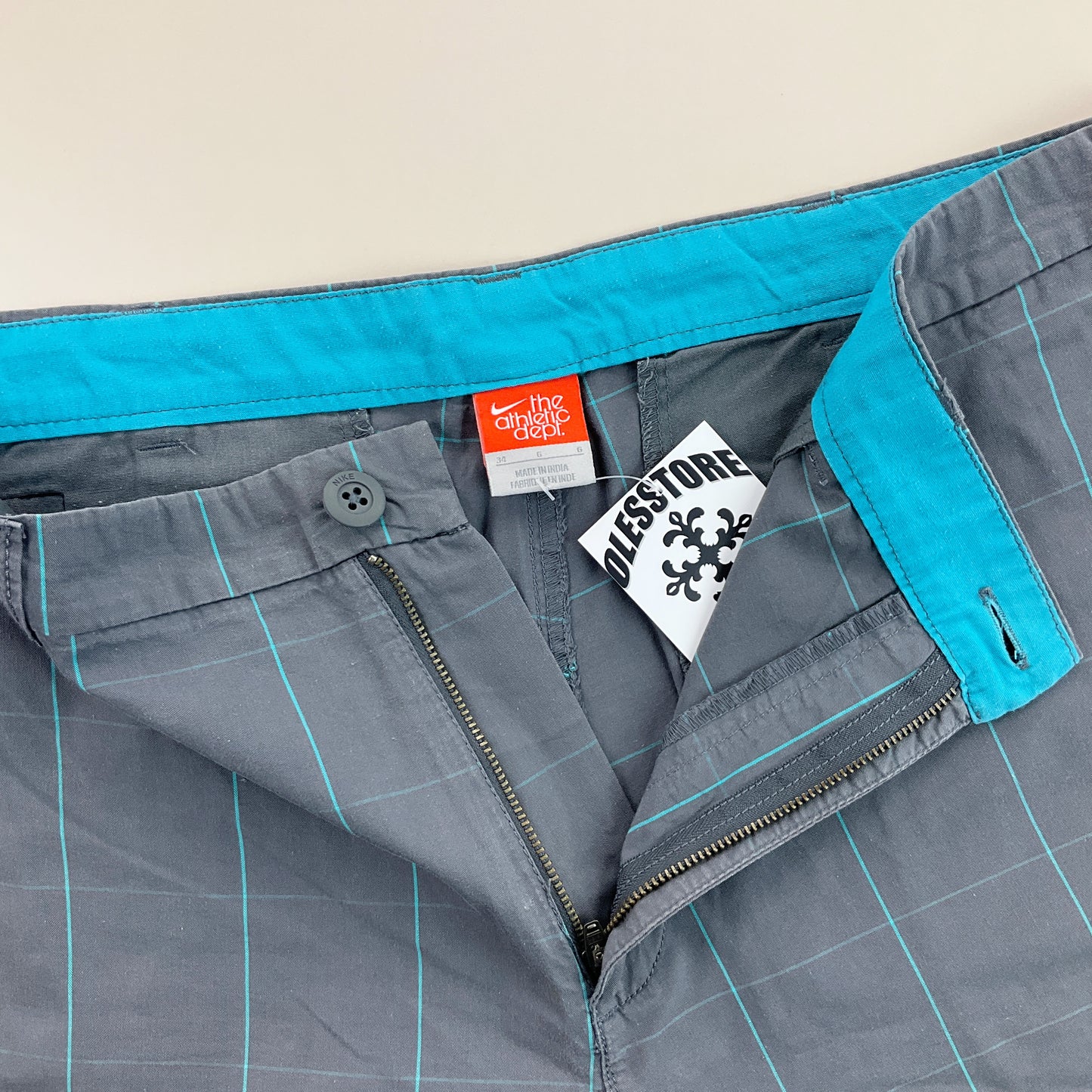 Nike Athletics Checked Shorts - W34-NIKE-olesstore-vintage-secondhand-shop-austria-österreich