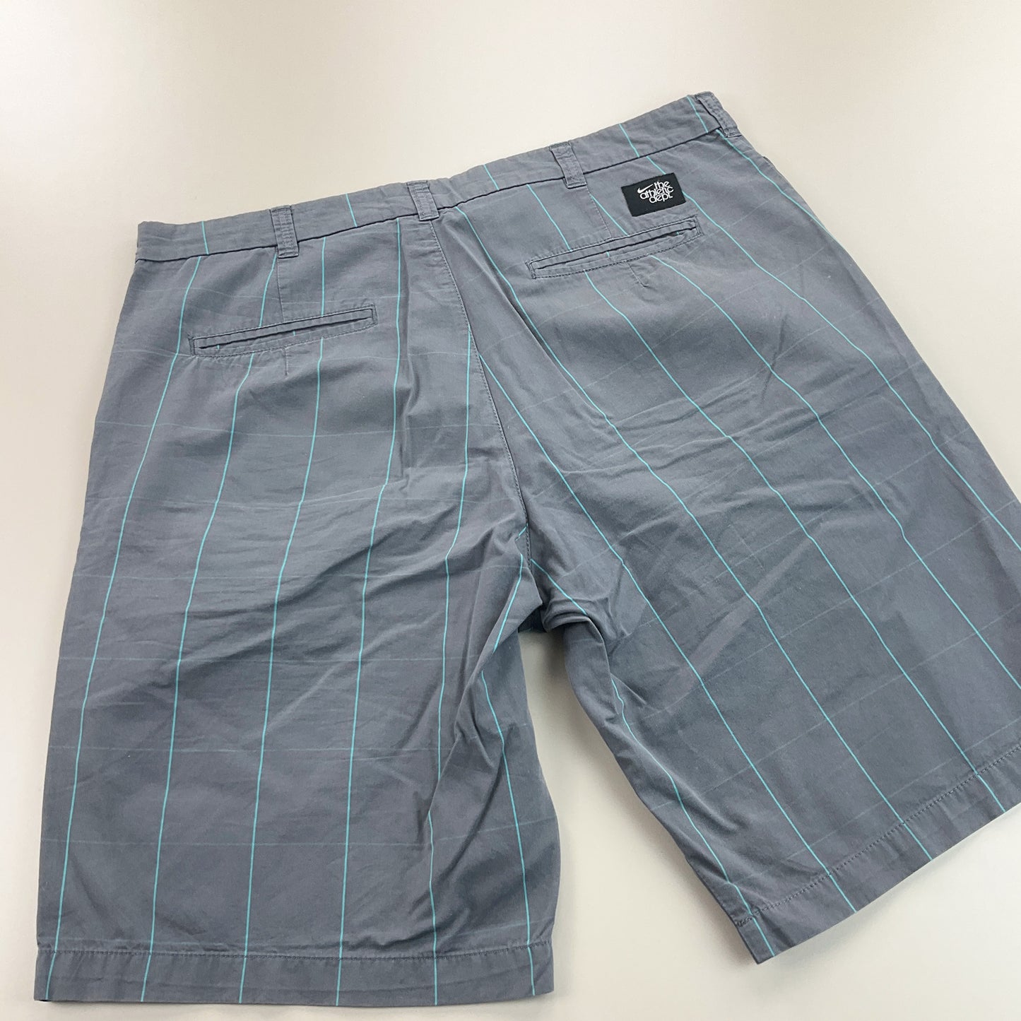 Nike Athletics Checked Shorts - W34-NIKE-olesstore-vintage-secondhand-shop-austria-österreich