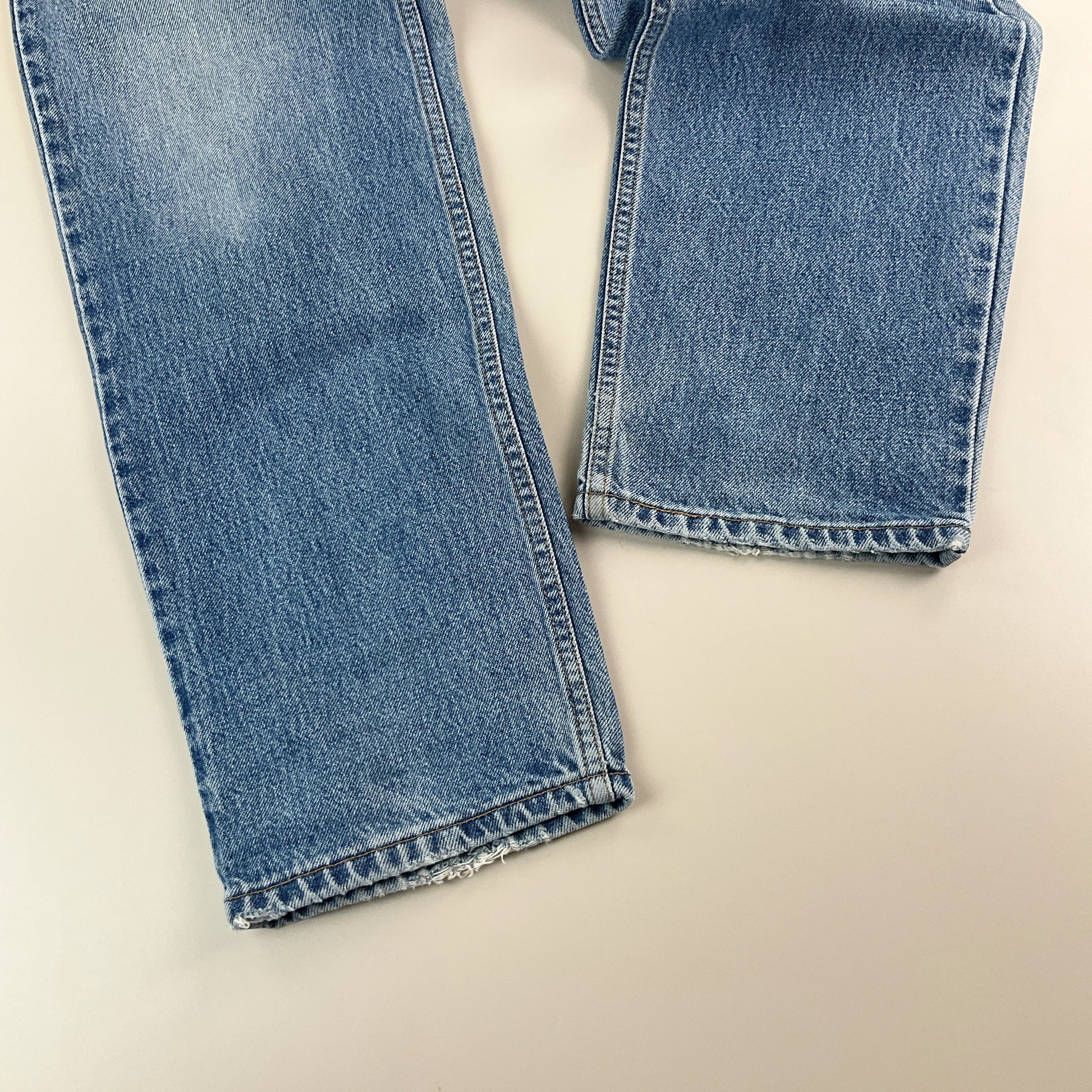 Levi's 550 Relaxed Fit Jeans - W33 L32 Rückansicht