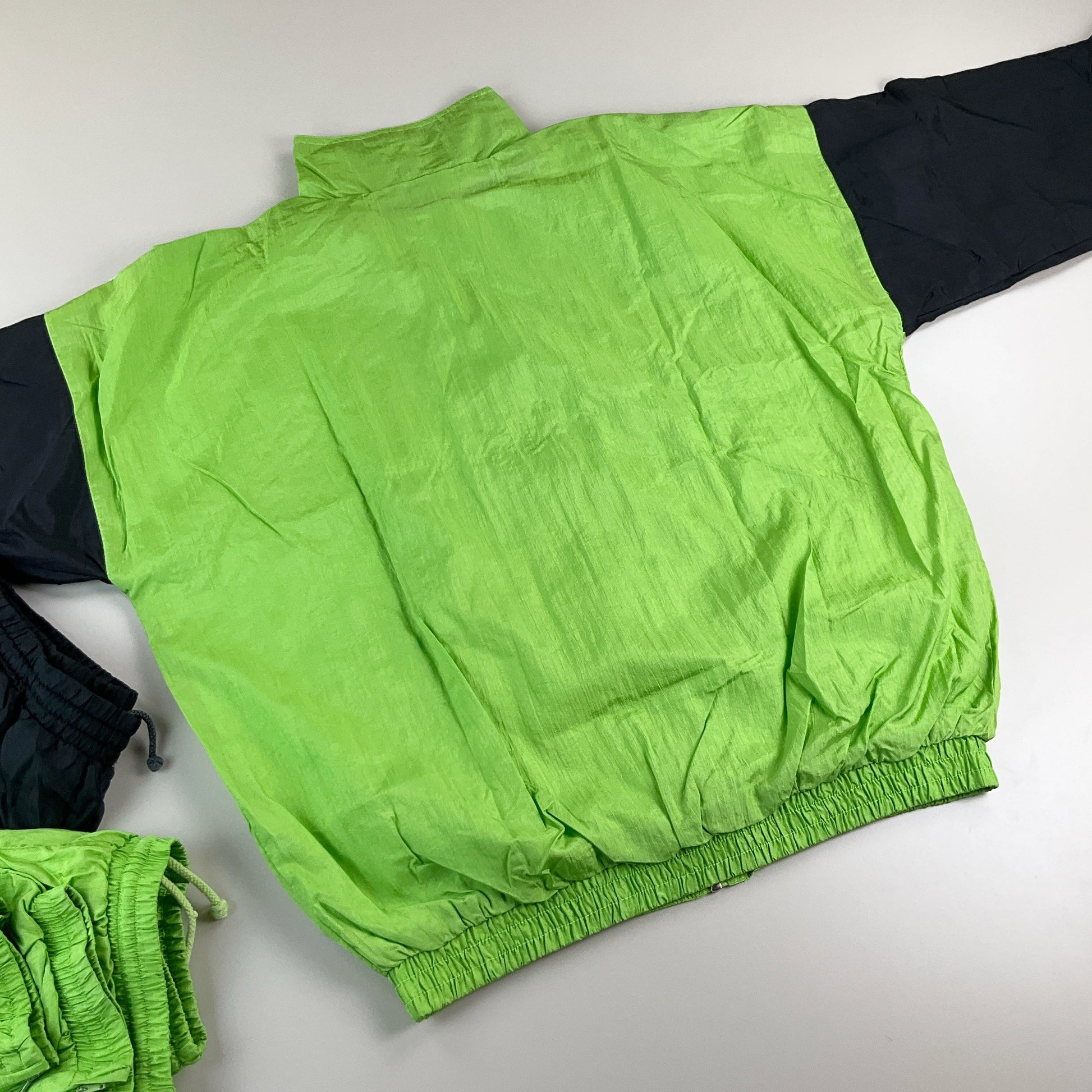 Retro 90s Trainingsanzug - Herren/M Detailansicht Jacke