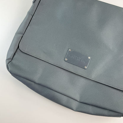 Givenchy Parfums Tasche Grau - Rückansicht