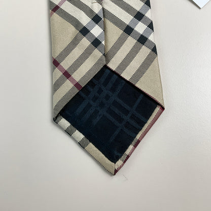 Burberry Nova Check Krawatte Beige - Spitze gefaltet