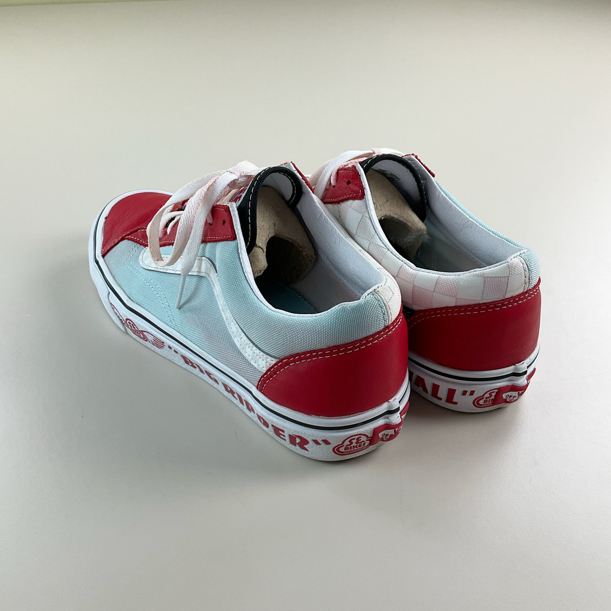 Vans SE Bikes Special Edition Sneaker Rot-Blau - EU 44 Sohle unten