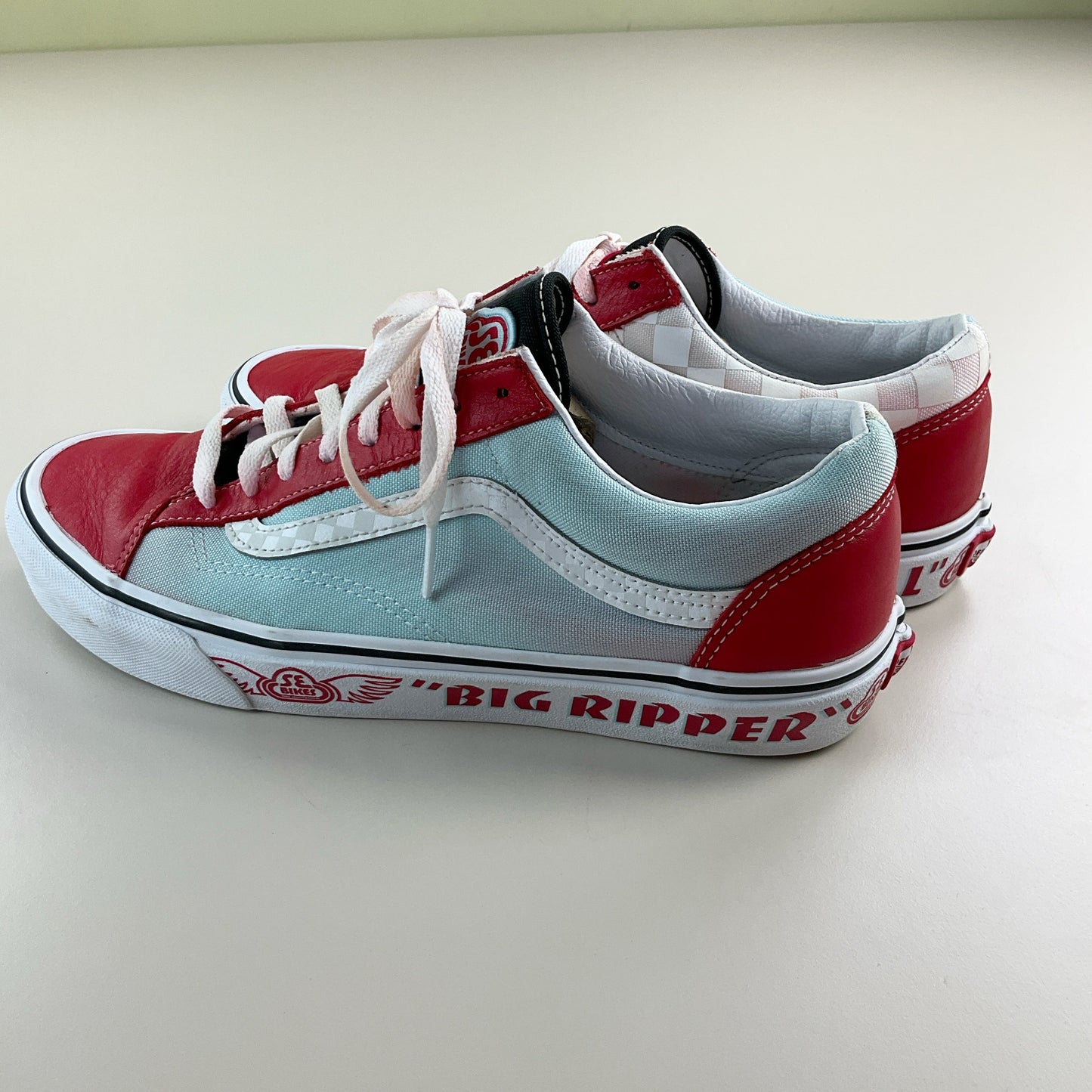 Vans SE Bikes Special Edition Sneaker Rot-Blau - EU 44 Frontansicht