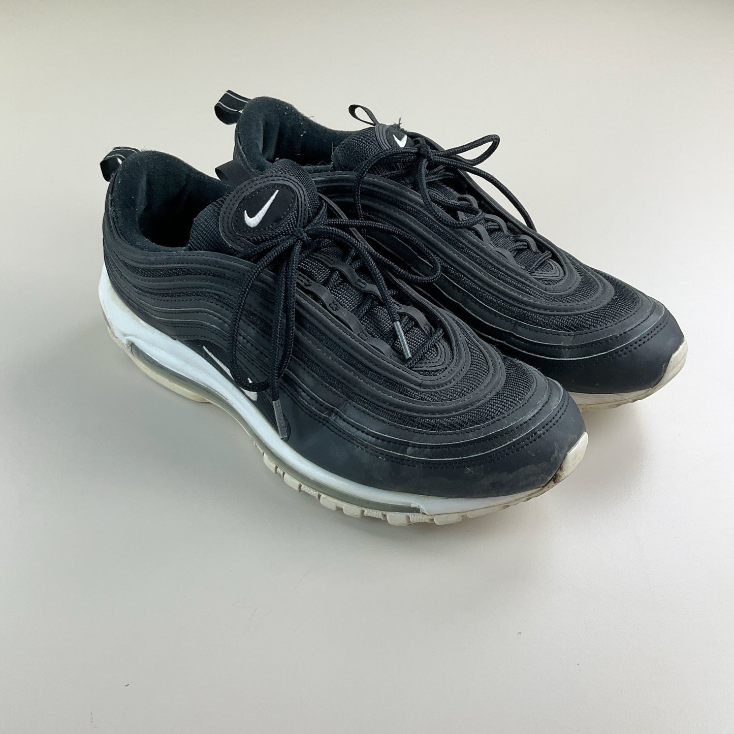 Nike Sneaker Schwarz - EU 46 Seitenansicht