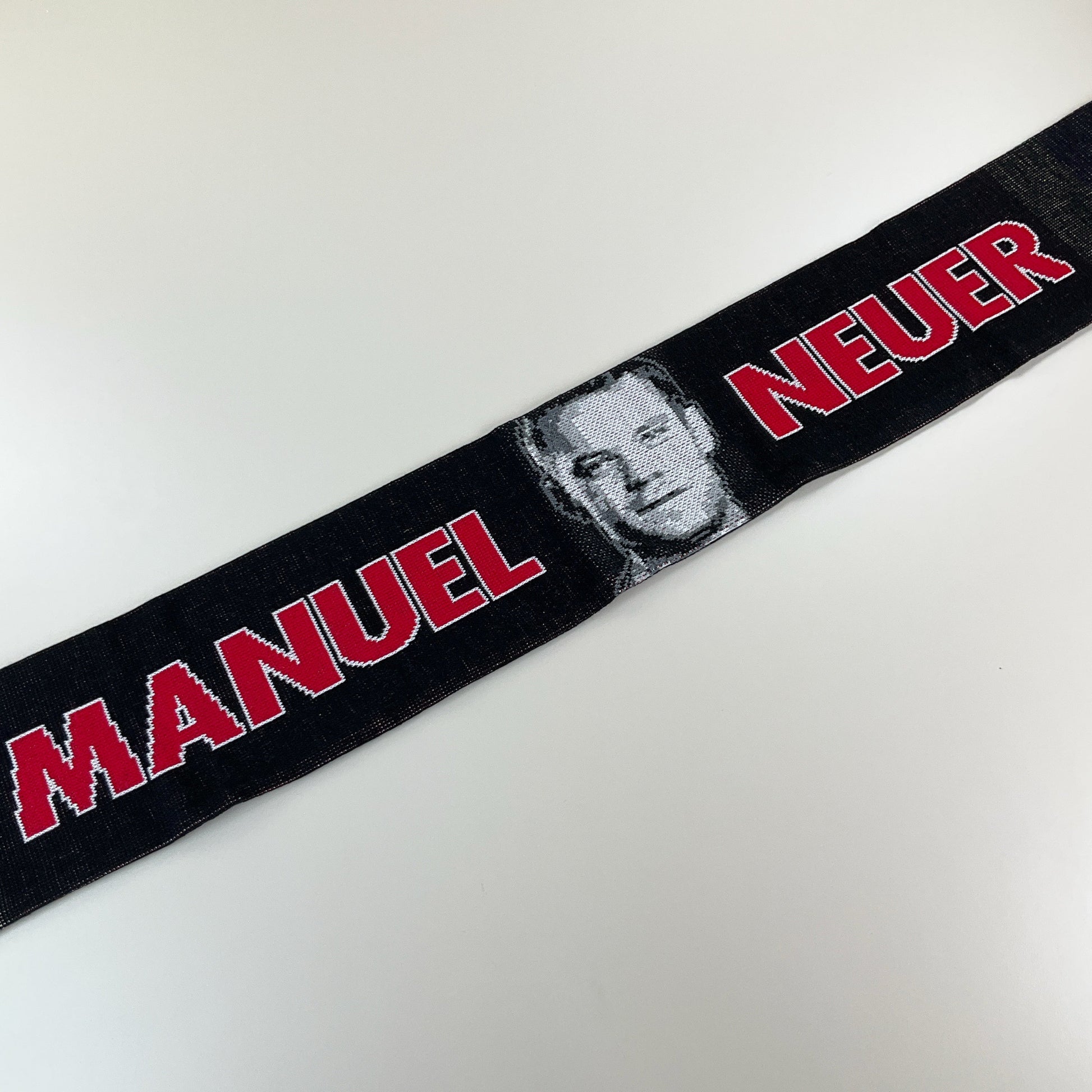 Olesstore, Bayern München Manuel Neuer Fan-Schal, Schwarz-Rot