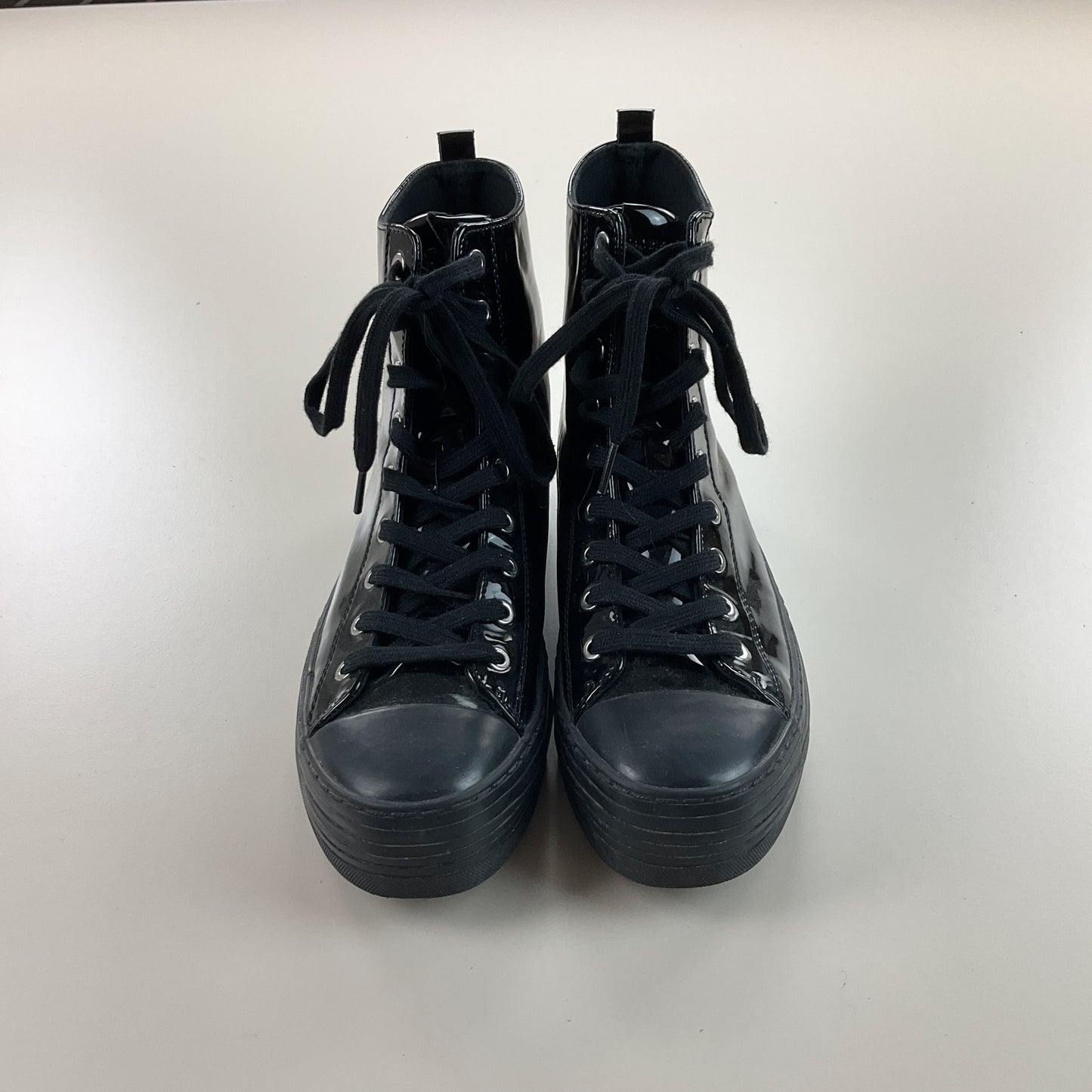 Calvin Klein Lack Schuhe - EU 41-CALVIN KLEIN-olesstore-vintage-secondhand-shop-austria-österreich