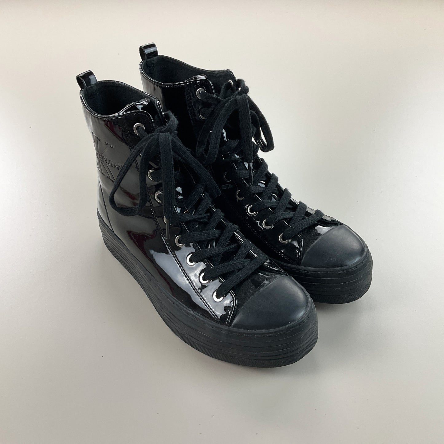 Calvin Klein Lack Schuhe - EU 41-CALVIN KLEIN-olesstore-vintage-secondhand-shop-austria-österreich