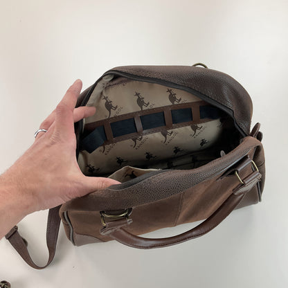 Kangol 00s Leder Tasche-KANGOL-olesstore-vintage-secondhand-shop-austria-österreich