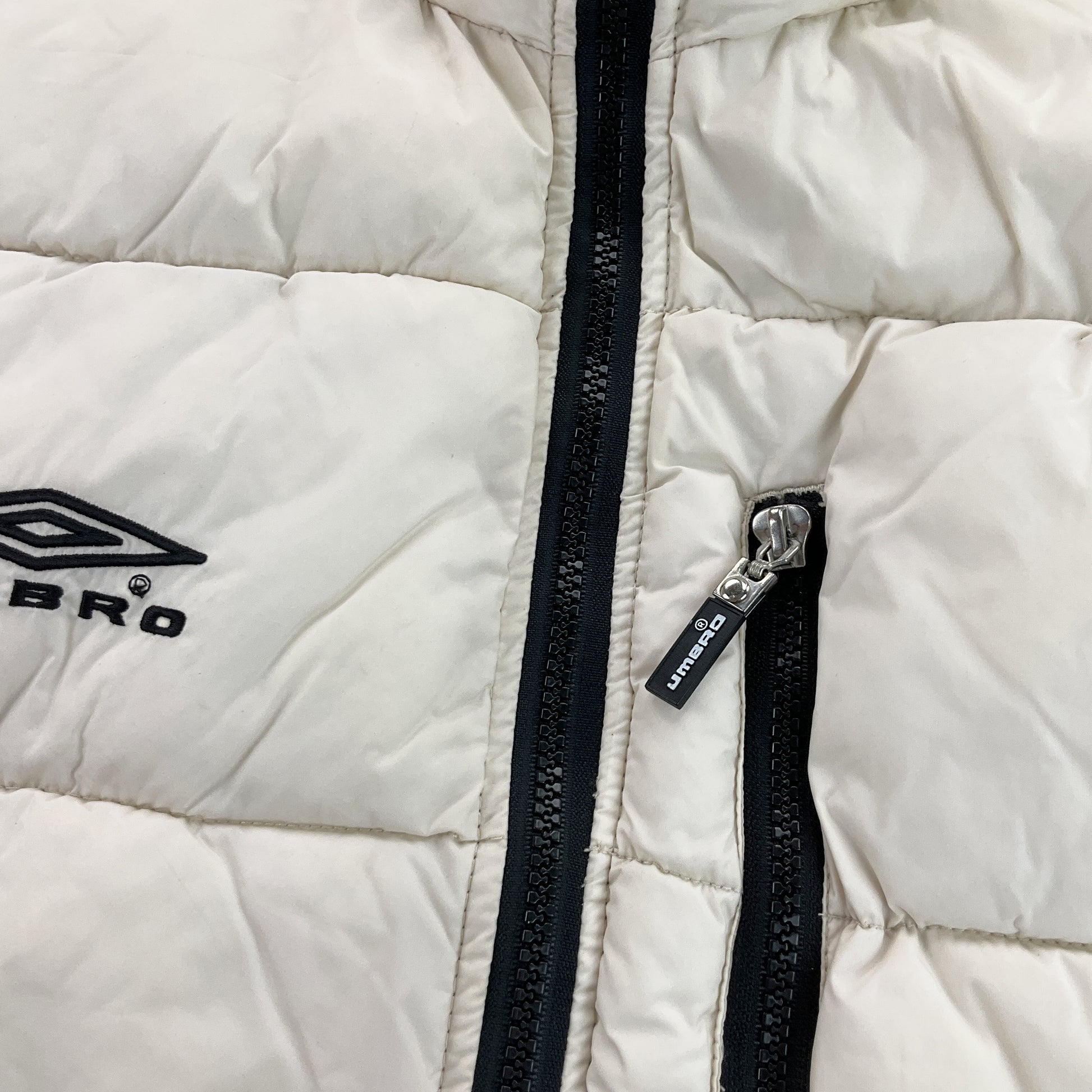 Umbro 00s Puffer Gilet - Small-UMBRO-olesstore-vintage-secondhand-shop-austria-österreich