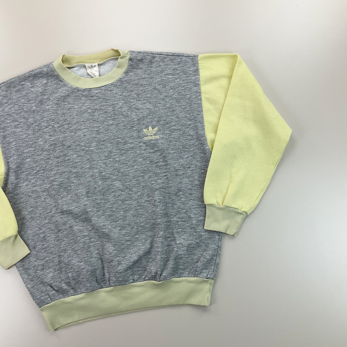 Adidas 80s Trefoil Sweatshirt - Medium-ADIDAS-olesstore-vintage-secondhand-shop-austria-österreich