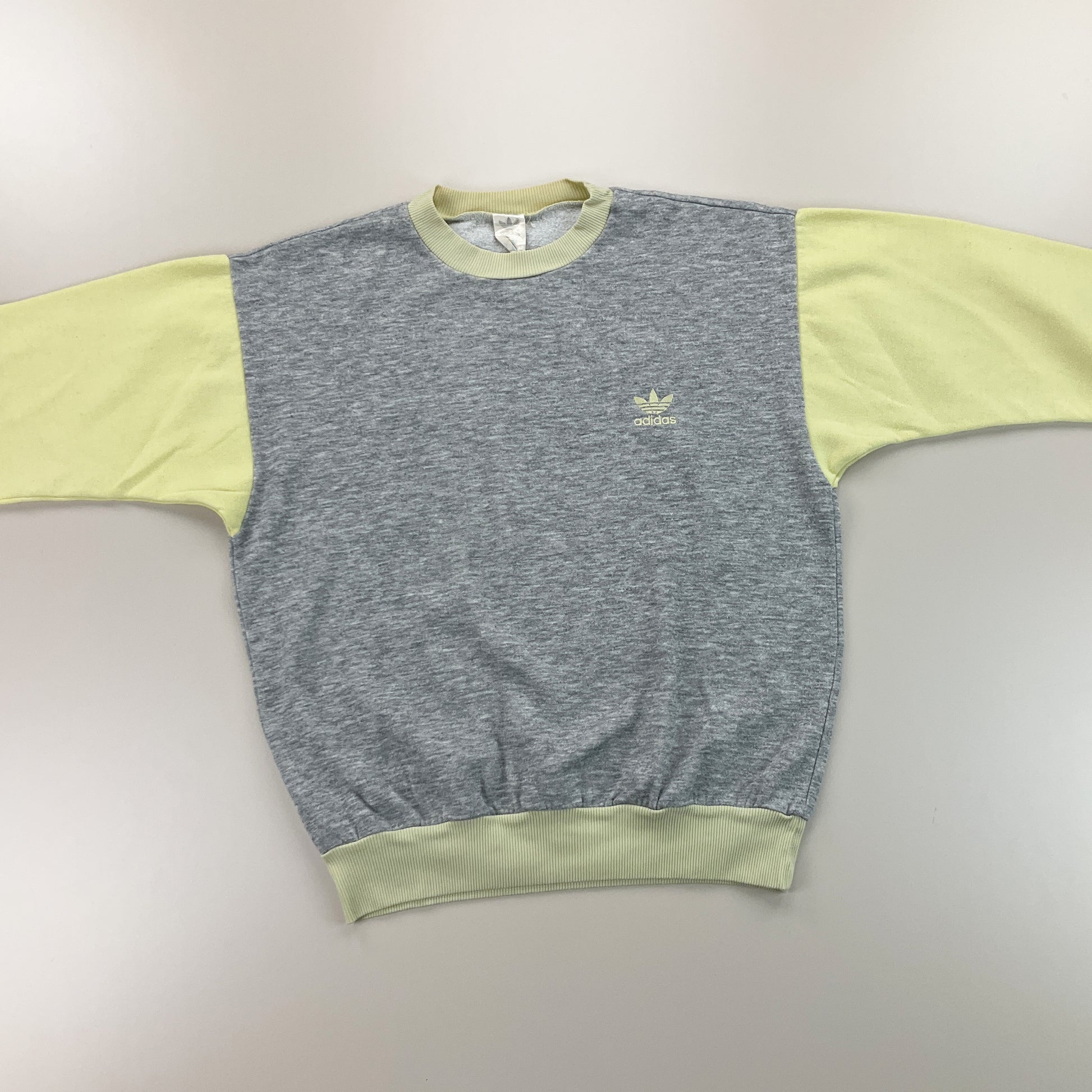 Adidas 80s Trefoil Sweatshirt - Medium-ADIDAS-olesstore-vintage-secondhand-shop-austria-österreich