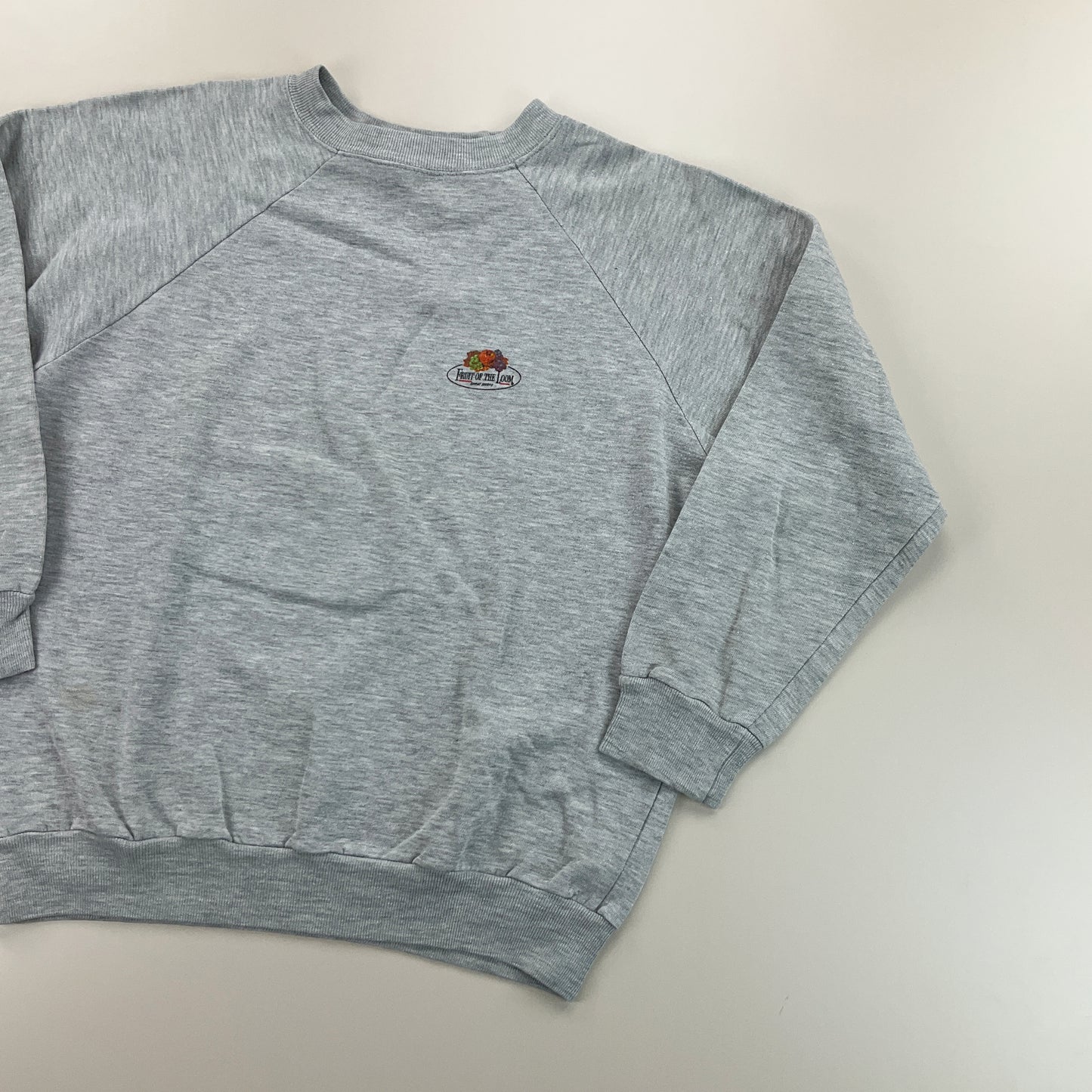 Fruit of the Loom 80s Basic Sweatshirt - Large-FRUIT OF THE LOOM-olesstore-vintage-secondhand-shop-austria-österreich