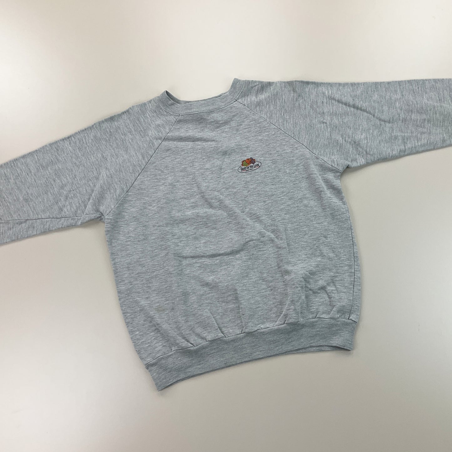 Fruit of the Loom 80s Basic Sweatshirt - Large-FRUIT OF THE LOOM-olesstore-vintage-secondhand-shop-austria-österreich