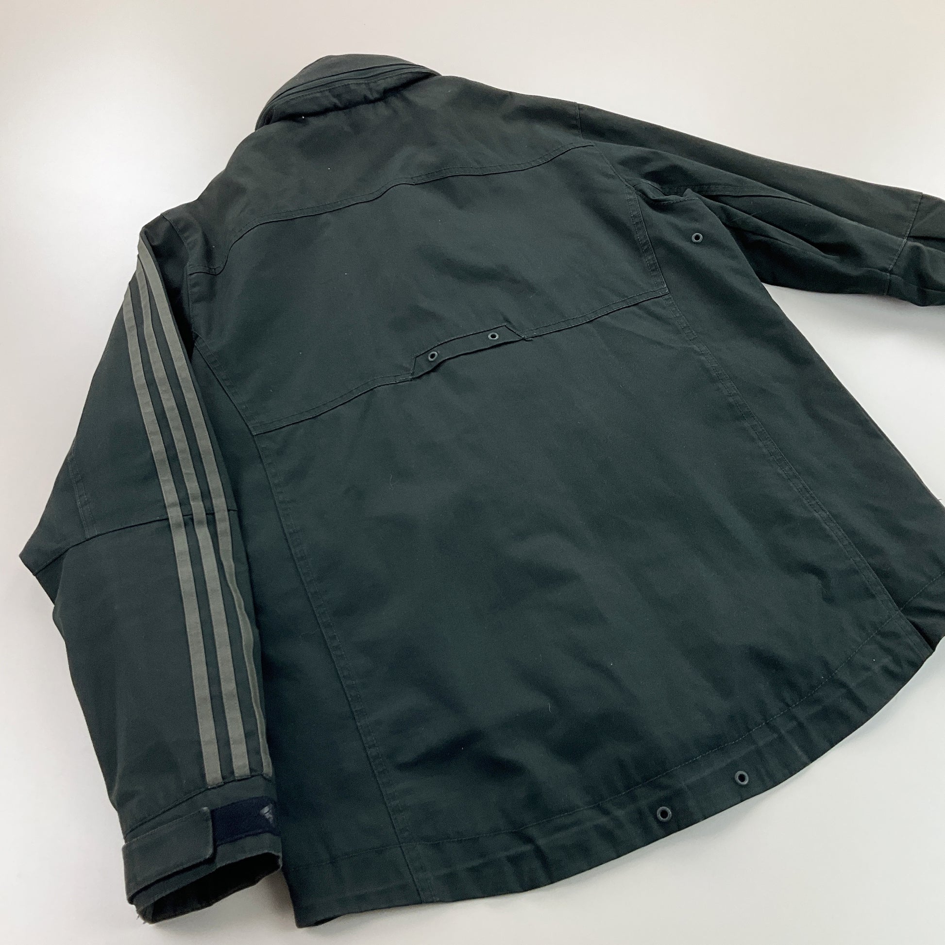 Adidas 00s schwere Outdoor Jacke - Medium-ADIDAS-olesstore-vintage-secondhand-shop-austria-österreich